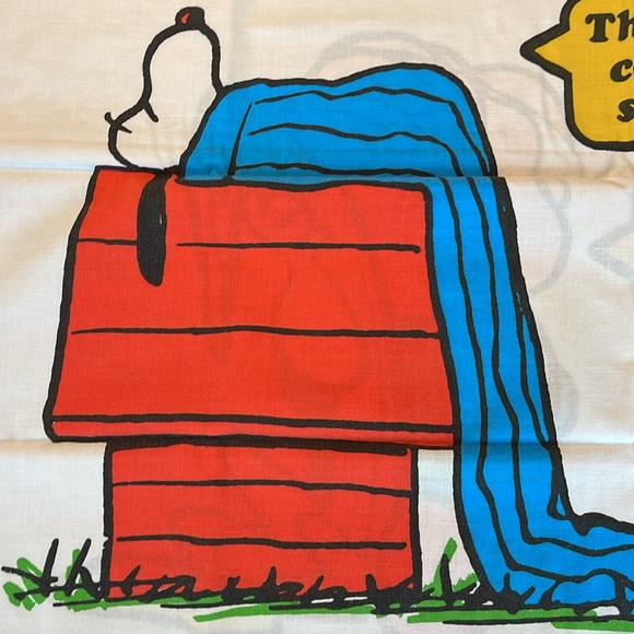VINTAGE SET OF 2 1971 PEANUTS PILLOWCASES - SNOOPY & LINUS - Picture 6 of 8
